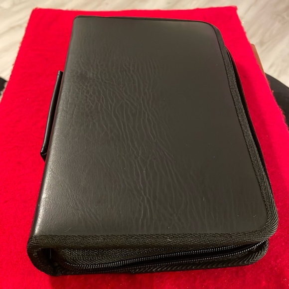 Faux PU Leather 56 Disc CD/DVD Holder Storage Case Organizer-Wallet Bag-Album - Picture 1 of 5